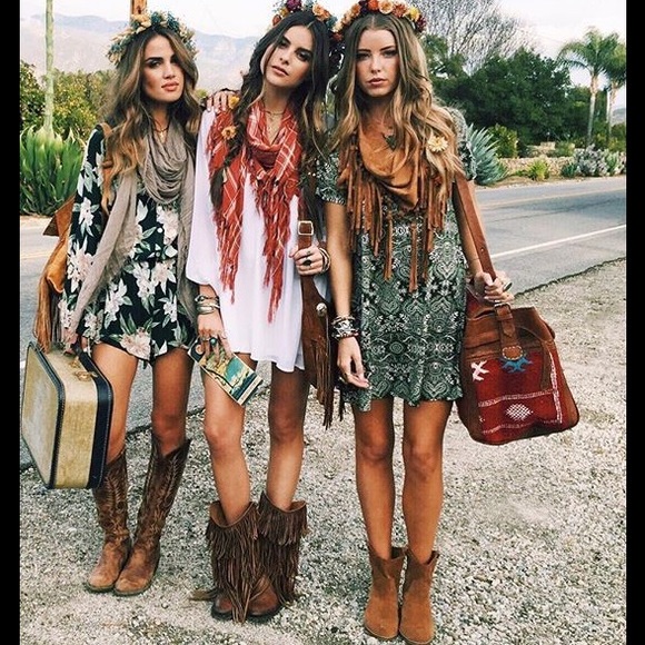 Hi! Please visit my closet for some fabulous finds! - Picture 1 of 1